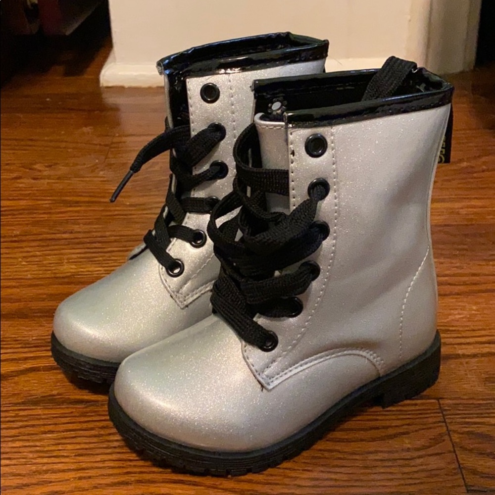 Toddler girls boots